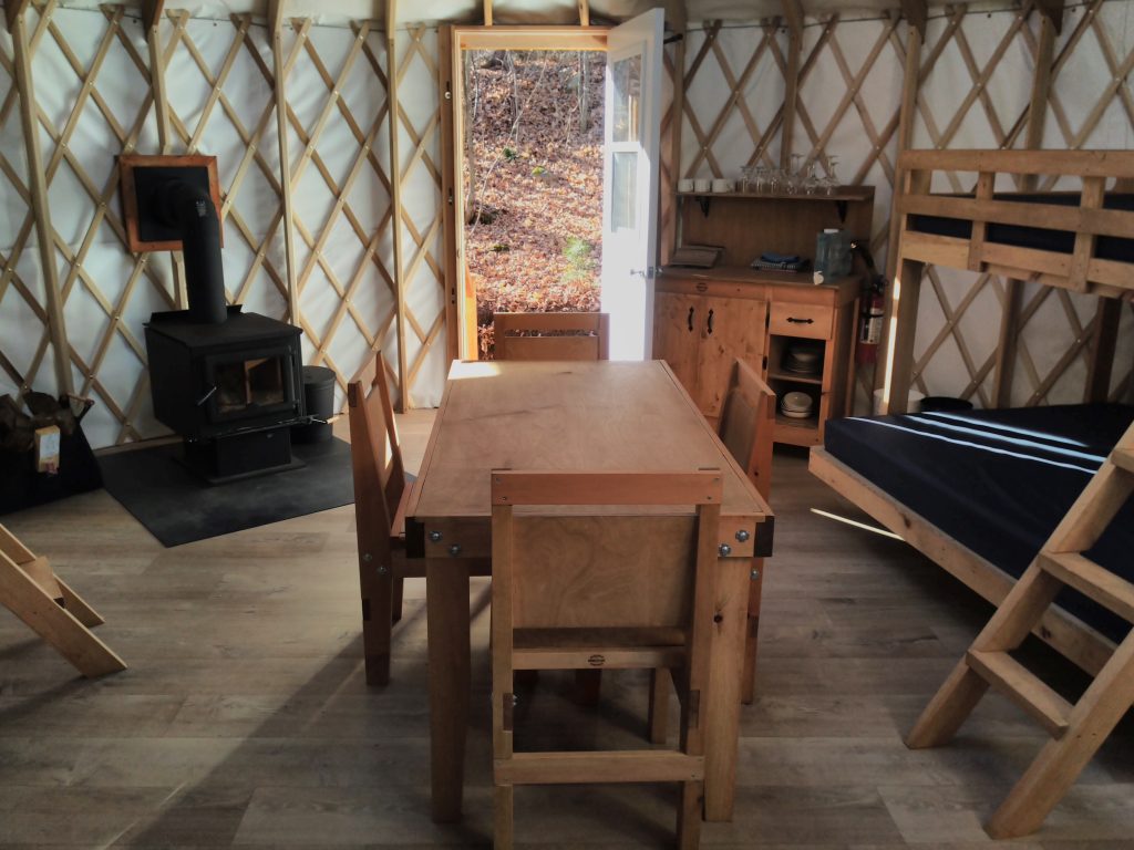 Yourtes-interieur
